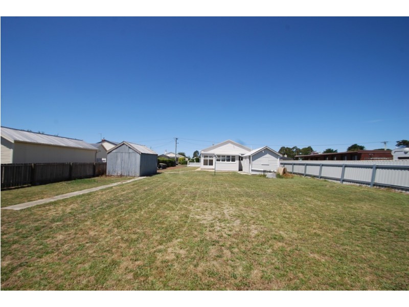 18 Charles Street, Cressy TAS 7302