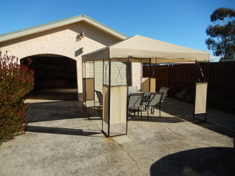 11 Malcombe Street, Longford TAS 7301