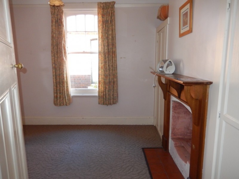 9 Latour Street, Longford TAS 7301
