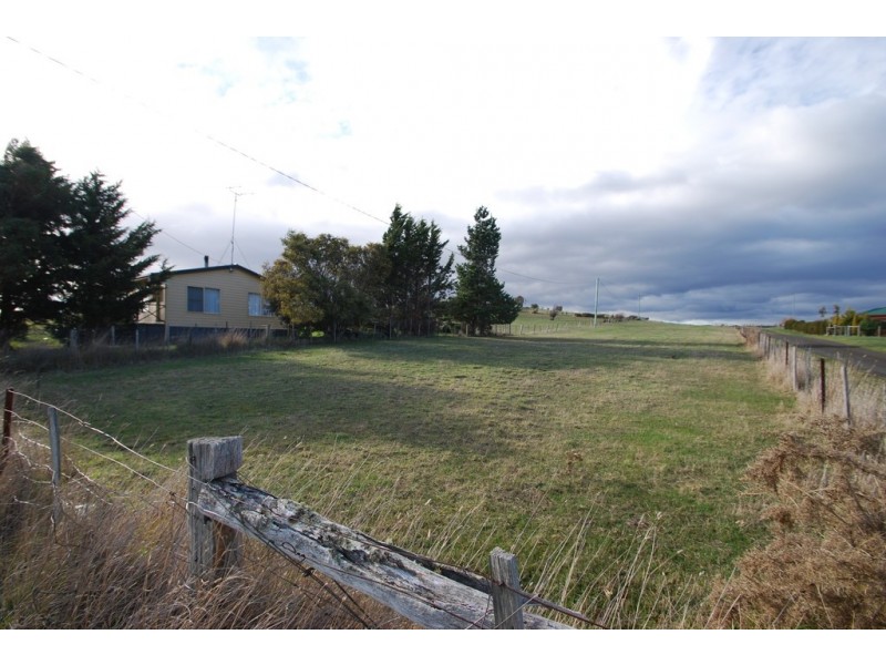 9 Waterloo Street, Ross TAS 7209