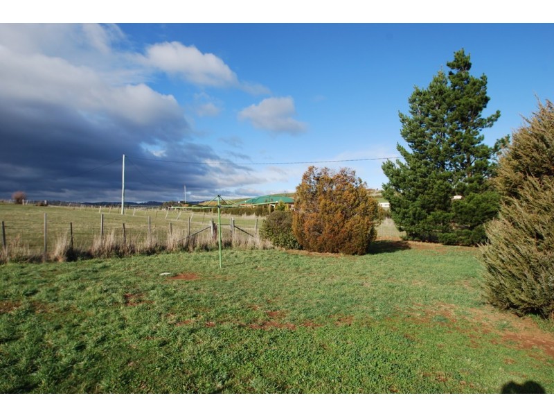9 Waterloo Street, Ross TAS 7209
