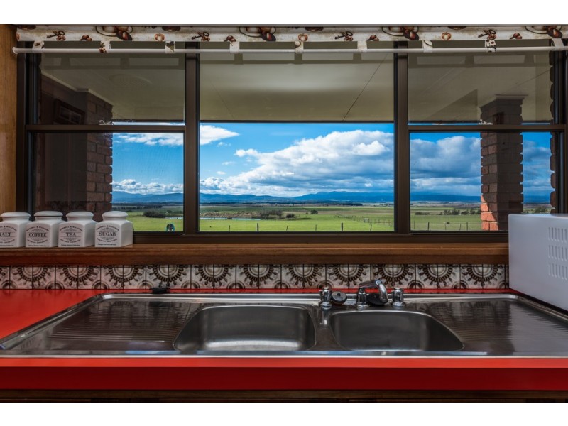 14638 Midlands Highway, Powranna TAS 7300