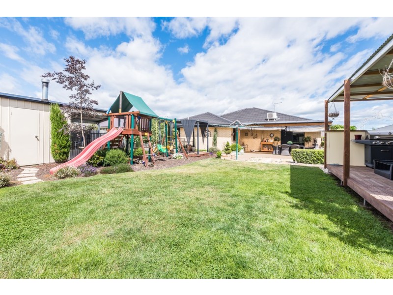 8 Country Field Court, Longford TAS 7301