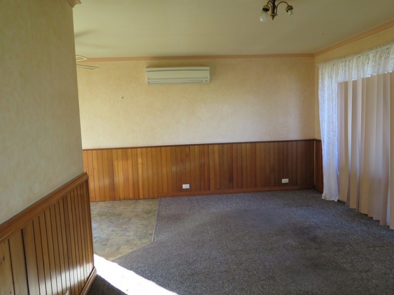 16 Bedford Street, Campbell Town TAS 7210