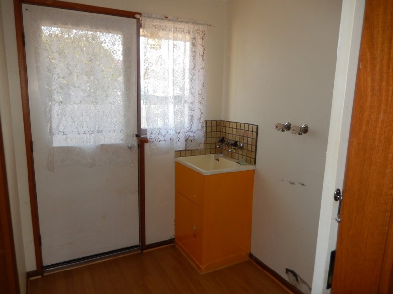 16 Bedford Street, Campbell Town TAS 7210