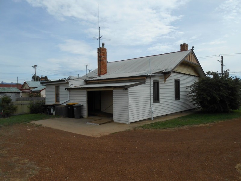 55 Main Road, Cressy TAS 7302