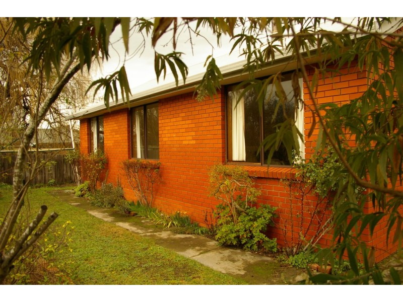 7 Clarence Street, Perth TAS 7300
