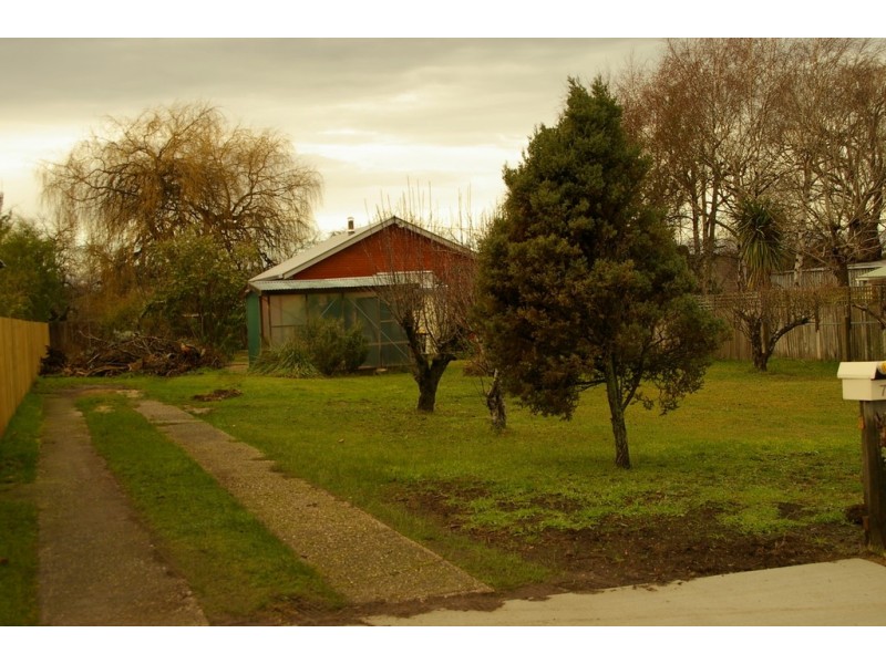 7 Clarence Street, Perth TAS 7300