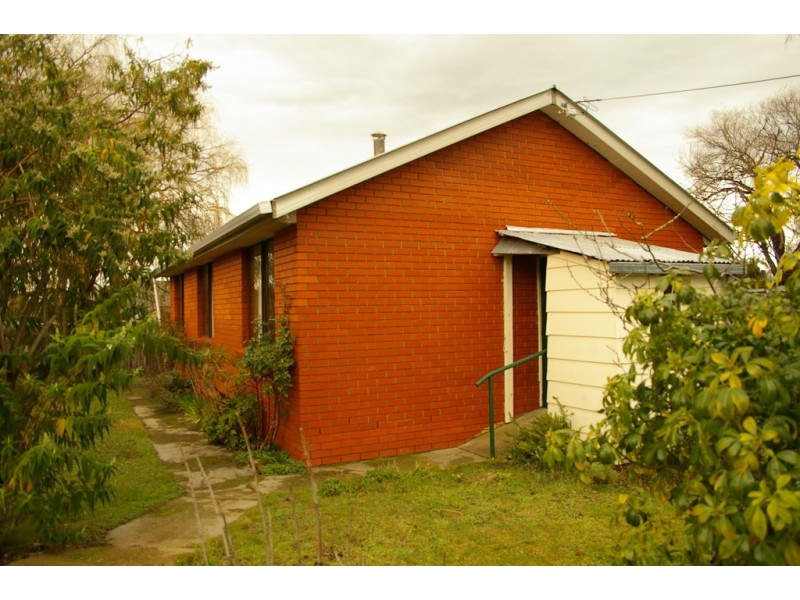 7 Clarence Street, Perth TAS 7300