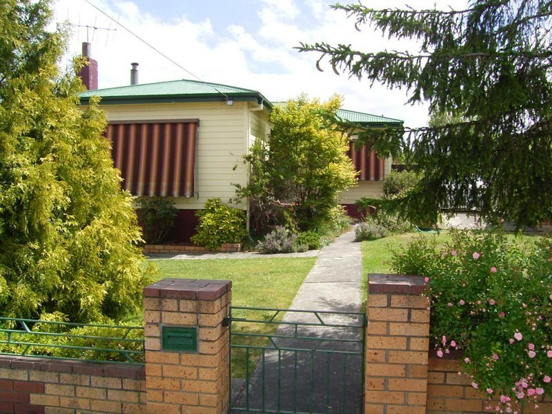 18 Seventh Avenue, New Norfolk TAS 7140