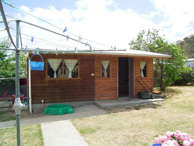 18 Seventh Avenue, New Norfolk TAS 7140