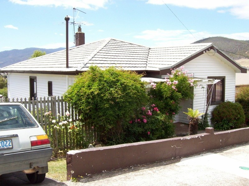 30 Trevor Terrace, New Norfolk TAS 7140