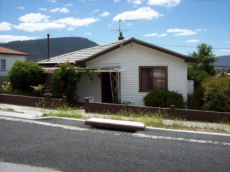 30 Trevor Terrace, New Norfolk TAS 7140