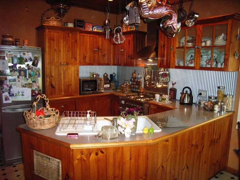 New Norfolk TAS 7140