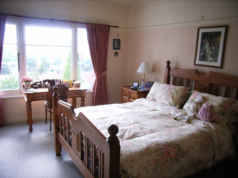 New Norfolk TAS 7140