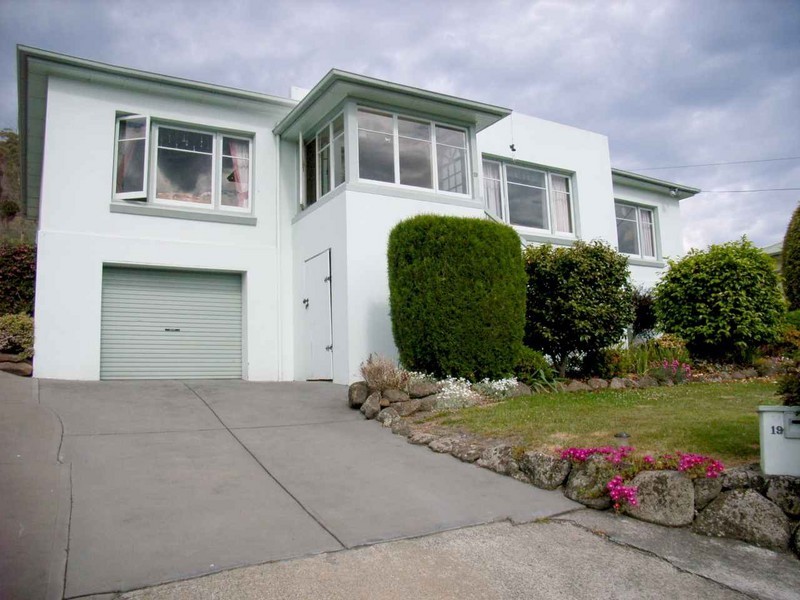 New Norfolk TAS 7140