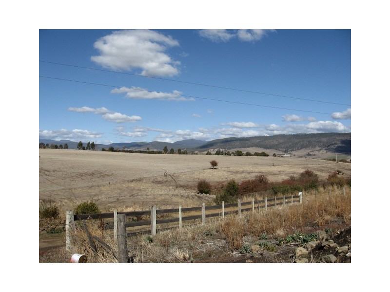 130 Cawthorns Lane, Rosegarland TAS 7140