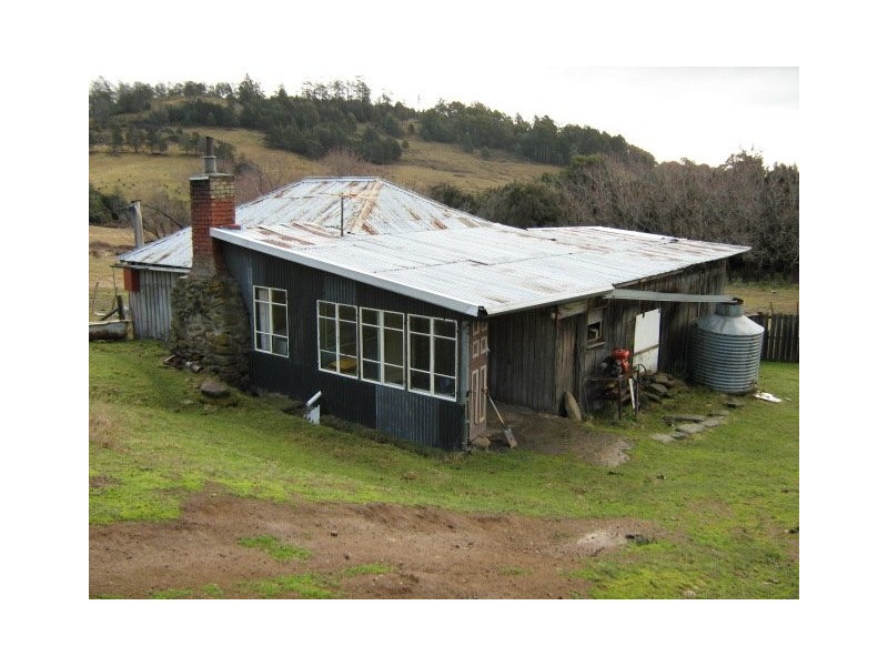 220 Crosswells Road, Mount Lloyd TAS 7140