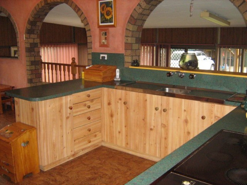 New Norfolk TAS 7140