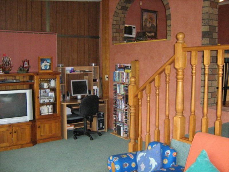 New Norfolk TAS 7140