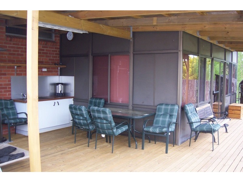 New Norfolk TAS 7140