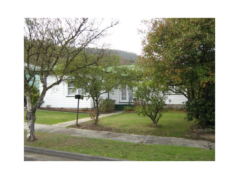 15 Seventh Avenue, New Norfolk TAS 7140