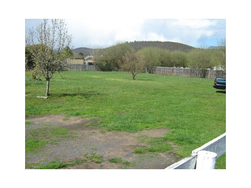 1 Macquarie Court, New Norfolk TAS 7140