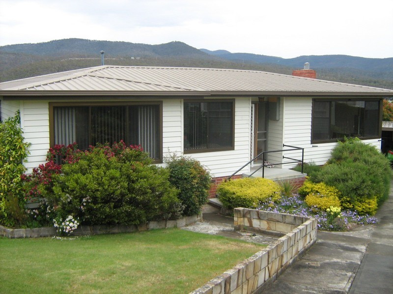 242 Back River Road, New Norfolk TAS 7140