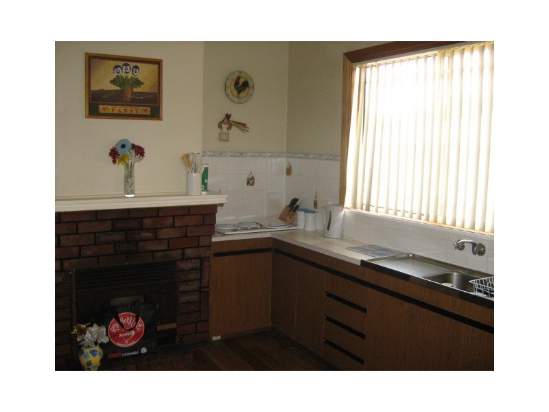 7 Barnett Avenue, New Norfolk TAS 7140
