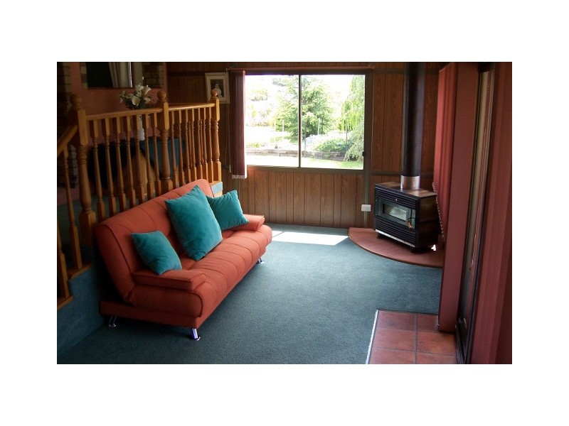 New Norfolk TAS 7140