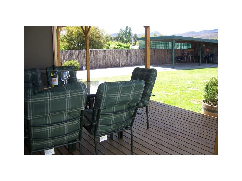 New Norfolk TAS 7140