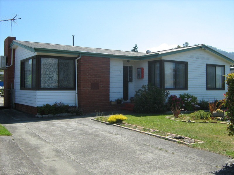16 Benjamin Terrace, New Norfolk TAS 7140