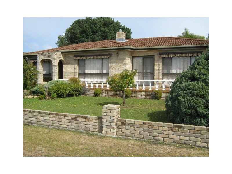 37 Water Street, Ouse TAS 7140