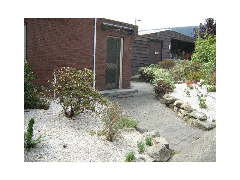 31 Hobart Road, New Norfolk TAS 7140
