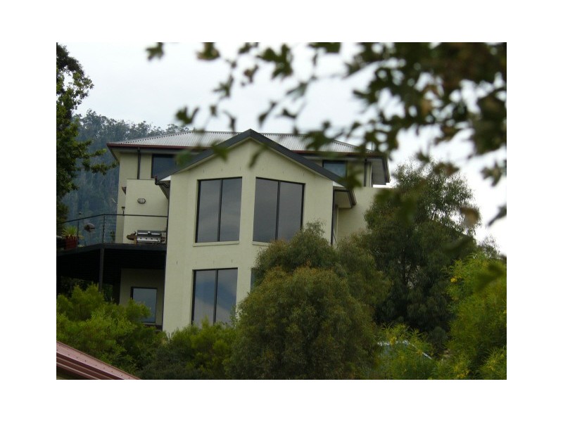 4 Lady Franklin Drive, New Norfolk TAS 7140