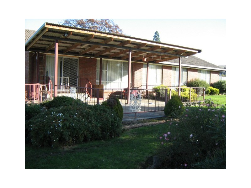 13 Davey Court, New Norfolk TAS 7140