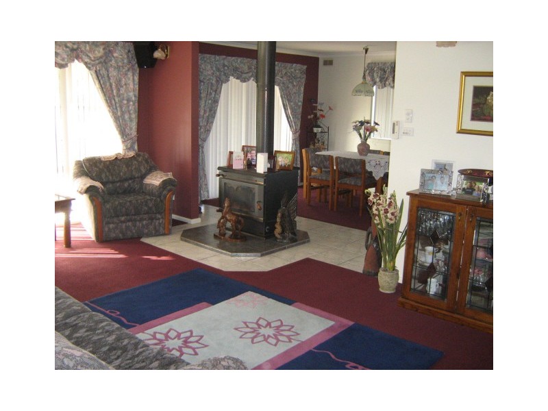 13 Davey Court, New Norfolk TAS 7140