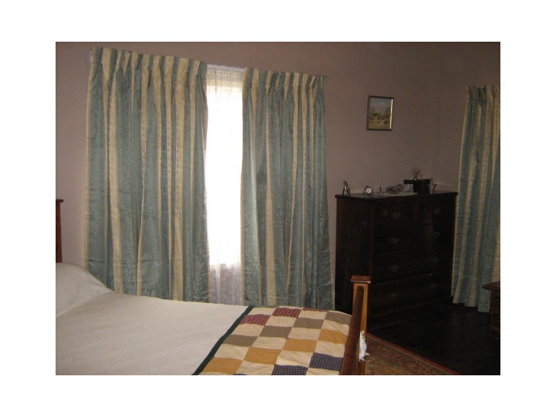 35 Pioneer Avenue, New Norfolk TAS 7140