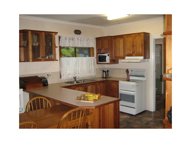 18 Southview Crescent, New Norfolk TAS 7140