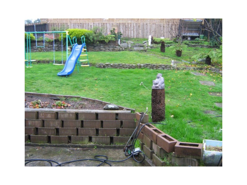 18 Southview Crescent, New Norfolk TAS 7140