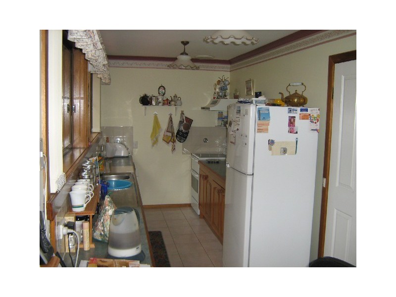 2 Oakdale Road, New Norfolk TAS 7140