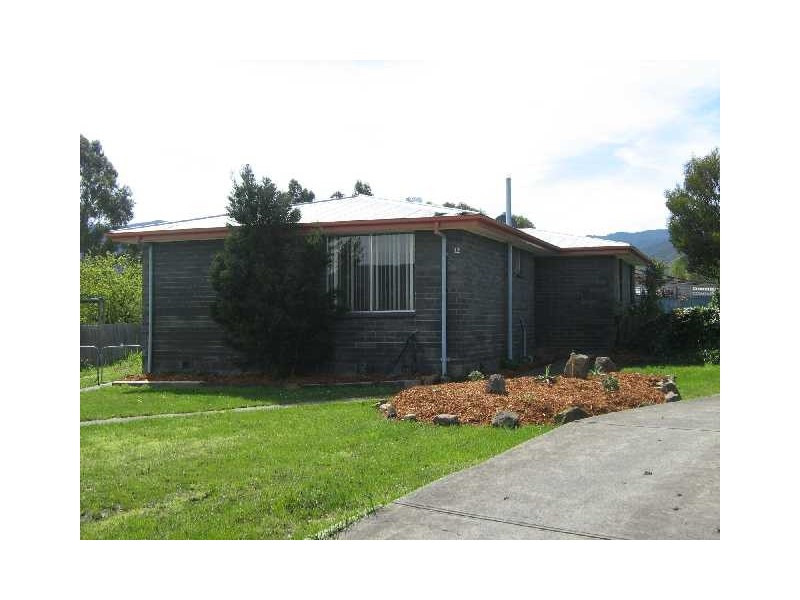 12 Britten Street, New Norfolk TAS 7140