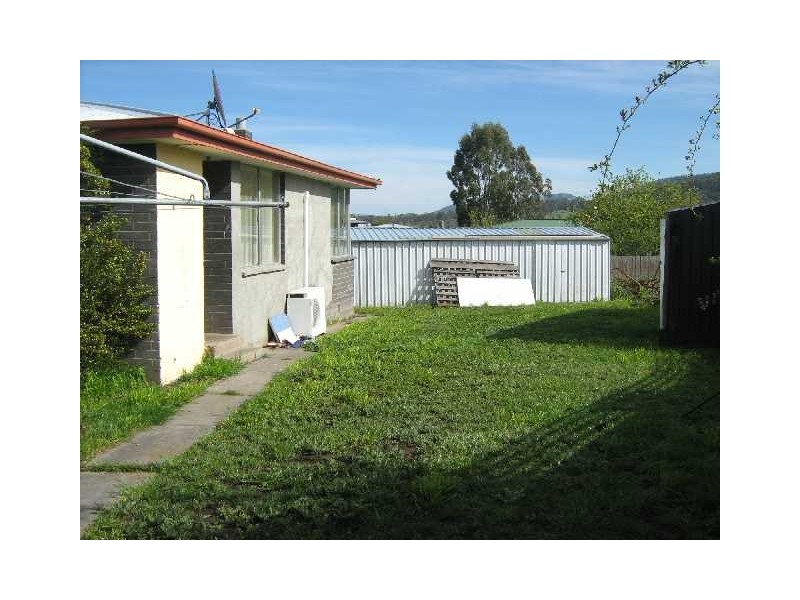 12 Britten Street, New Norfolk TAS 7140