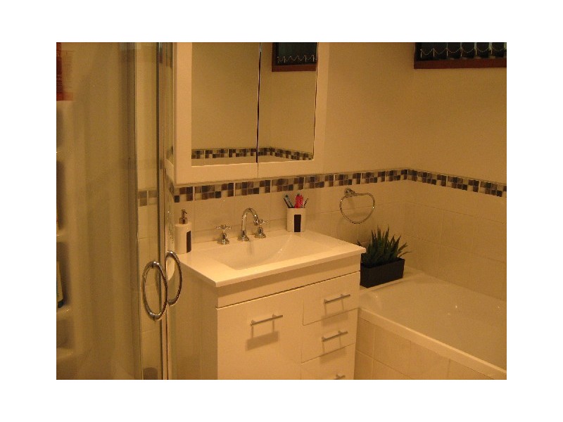 1896 Lyell Highway, New Norfolk TAS 7140