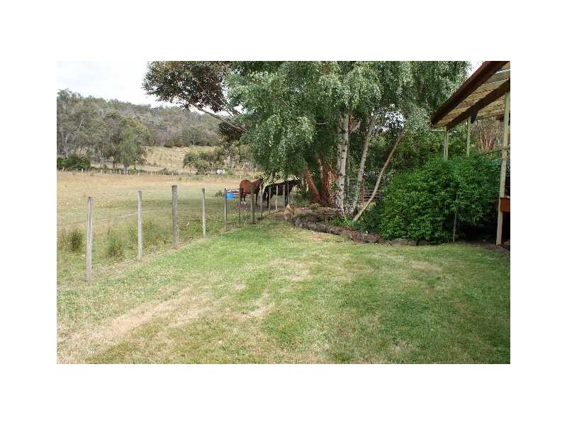 33 Leesons Road, Westerway TAS 7140