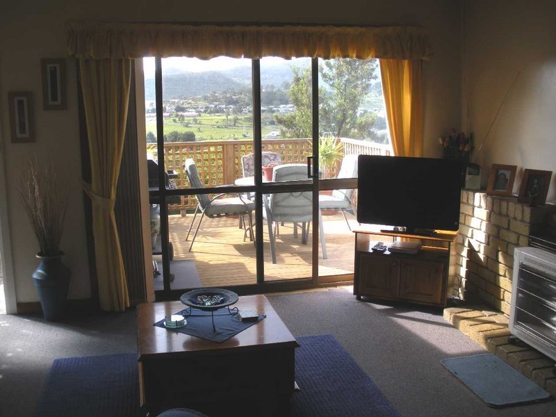 34 Sharland Avenue, New Norfolk TAS 7140