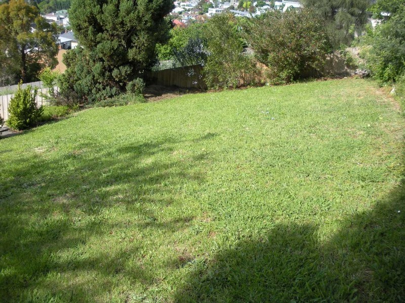 34 Sharland Avenue, New Norfolk TAS 7140