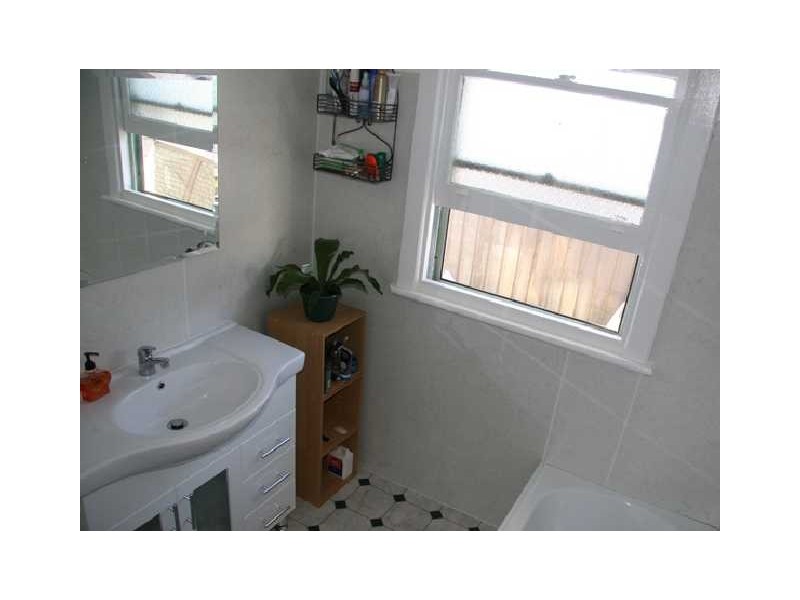 New Norfolk TAS 7140