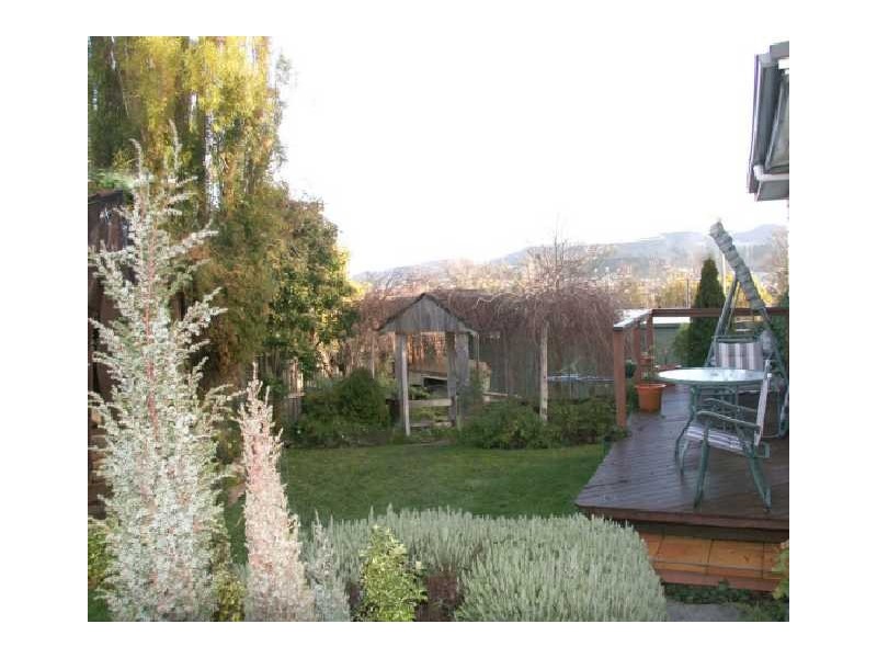 New Norfolk TAS 7140