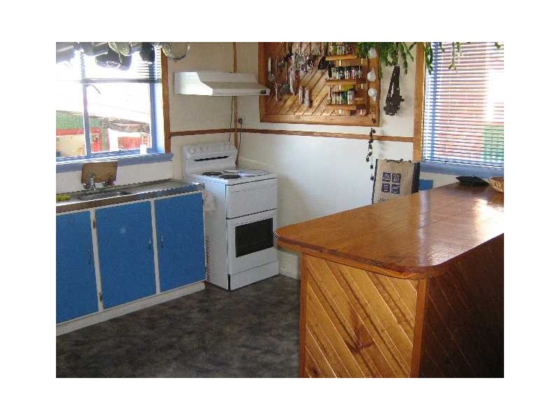 New Norfolk TAS 7140